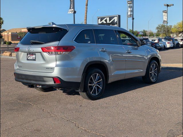 2017 Toyota Highlander 