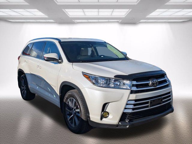 2017 Toyota Highlander 