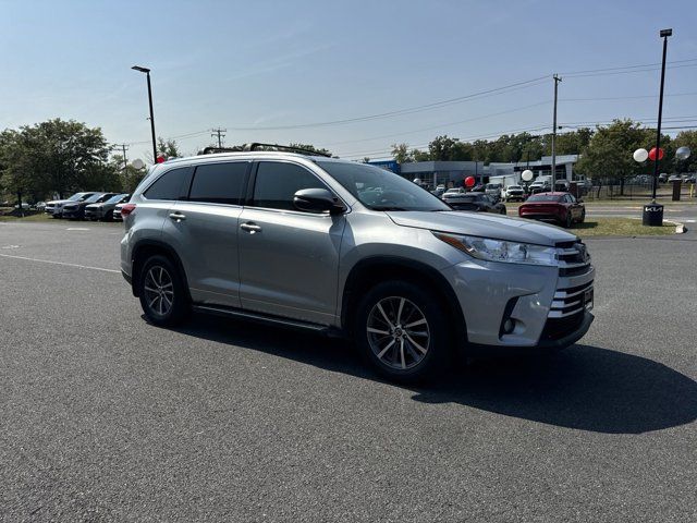 2017 Toyota Highlander 