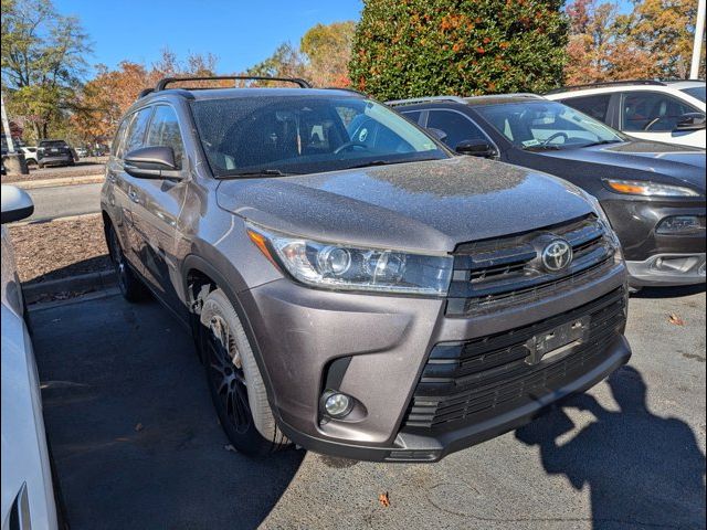 2017 Toyota Highlander 