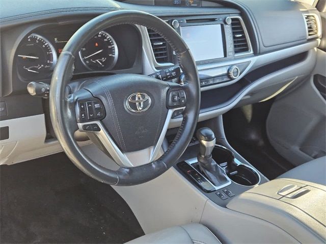 2017 Toyota Highlander XLE