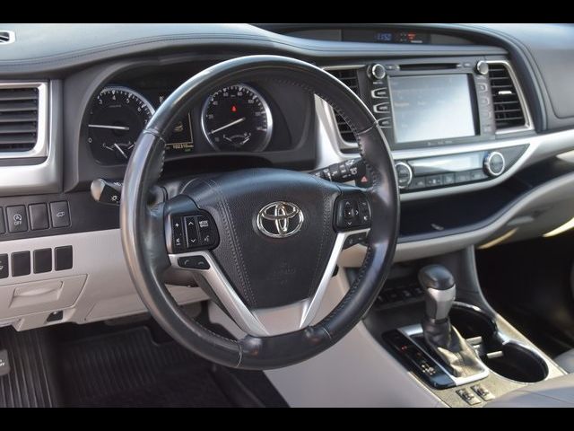 2017 Toyota Highlander XLE