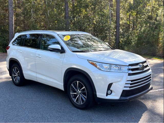 2017 Toyota Highlander 