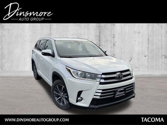 2017 Toyota Highlander 