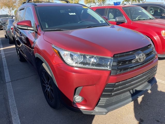 2017 Toyota Highlander SE