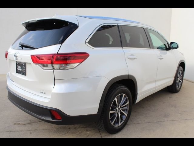 2017 Toyota Highlander 