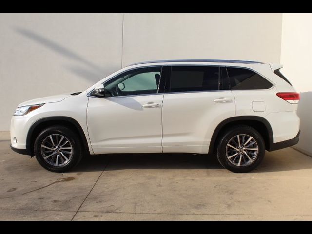 2017 Toyota Highlander 