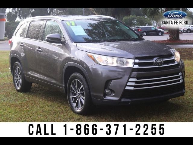 2017 Toyota Highlander 