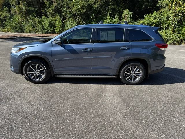 2017 Toyota Highlander 