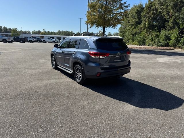 2017 Toyota Highlander 