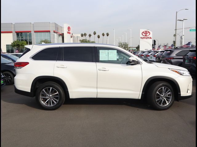 2017 Toyota Highlander 