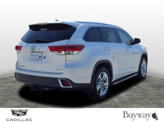 2017 Toyota Highlander 