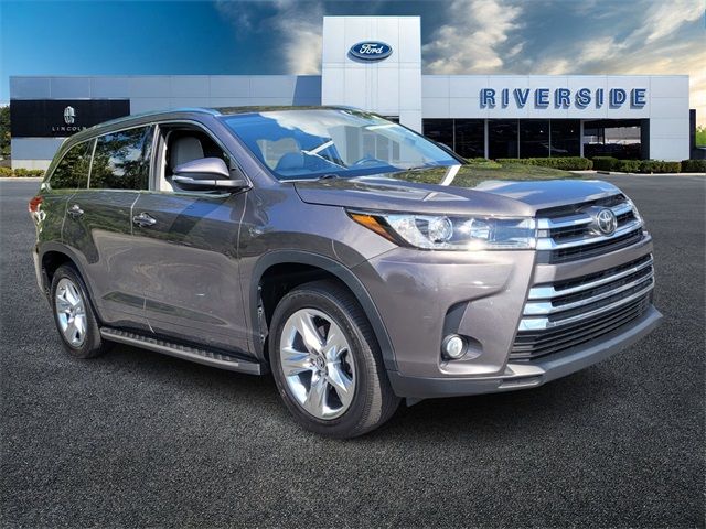 2017 Toyota Highlander Limited