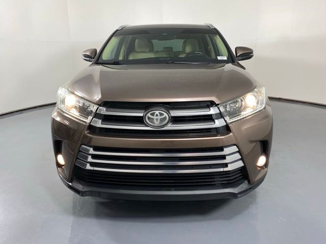 2017 Toyota Highlander Limited