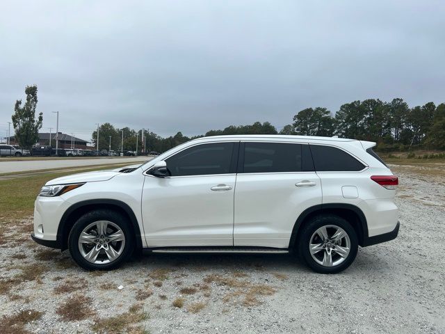 2017 Toyota Highlander 