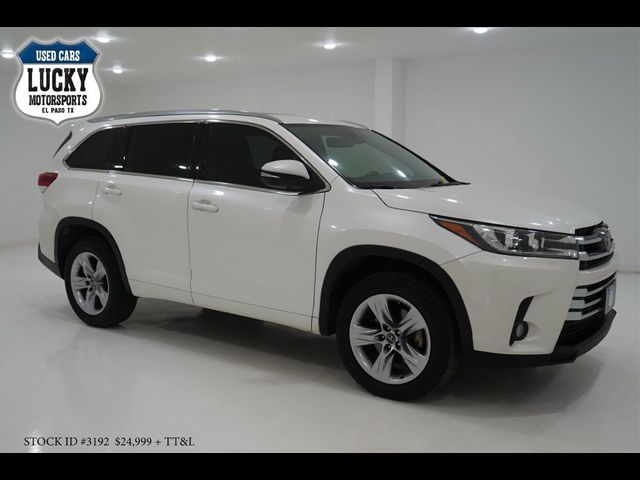 2017 Toyota Highlander 