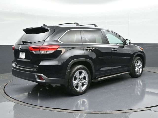 2017 Toyota Highlander 