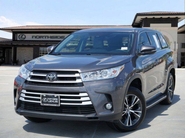 2017 Toyota Highlander 