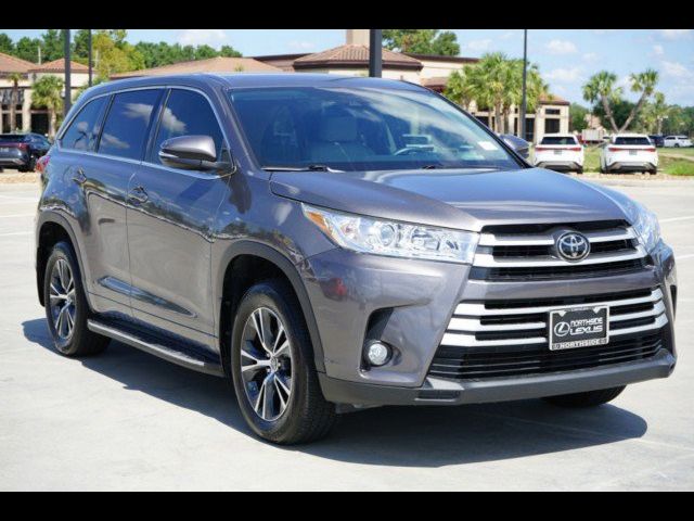 2017 Toyota Highlander 