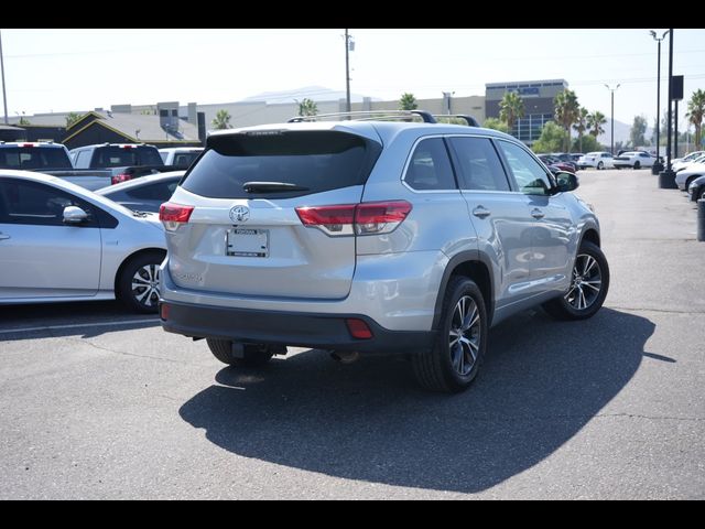 2017 Toyota Highlander LE