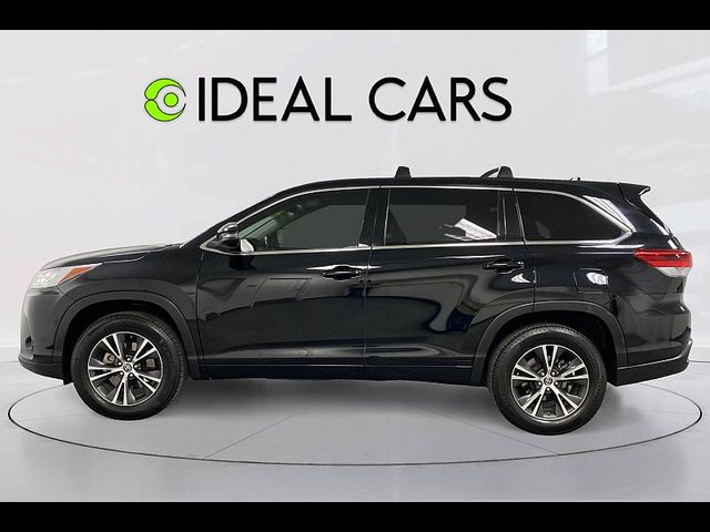 2017 Toyota Highlander 