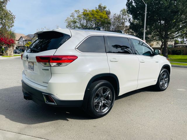 2017 Toyota Highlander 