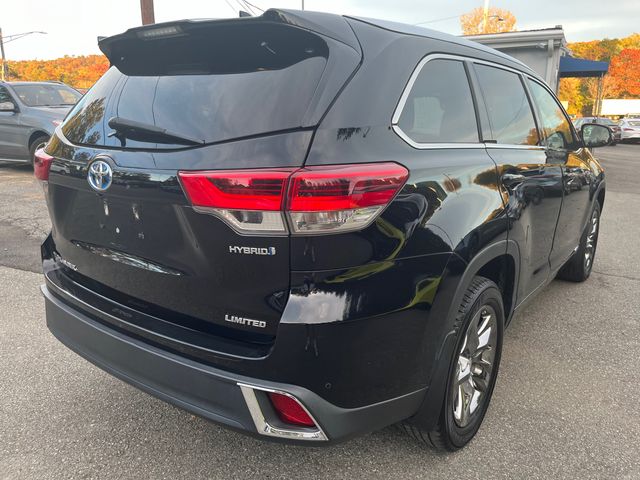 2017 Toyota Highlander 