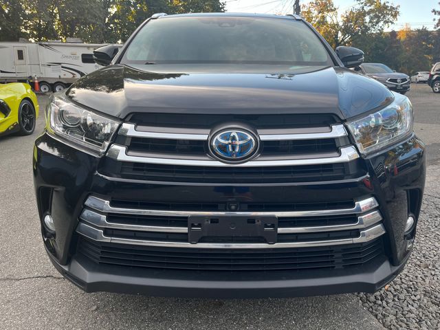 2017 Toyota Highlander 