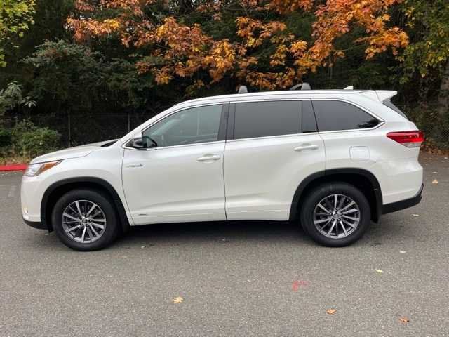 2017 Toyota Highlander Hybrid XLE