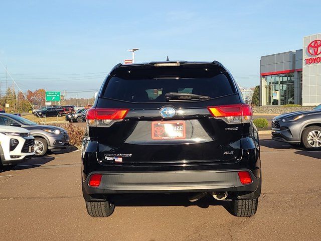 2017 Toyota Highlander Hybrid XLE