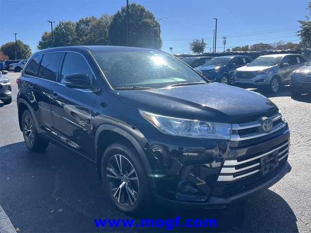 2017 Toyota Highlander LE