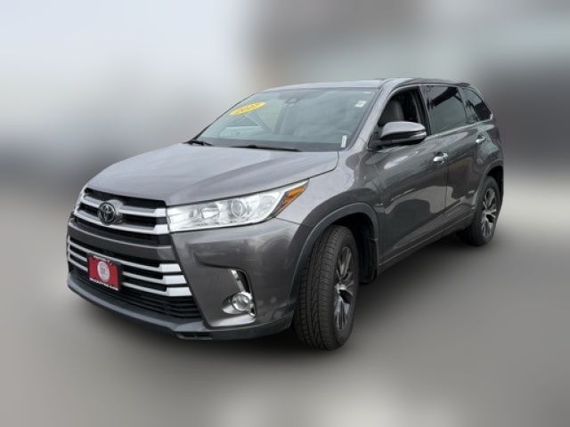 2017 Toyota Highlander LE