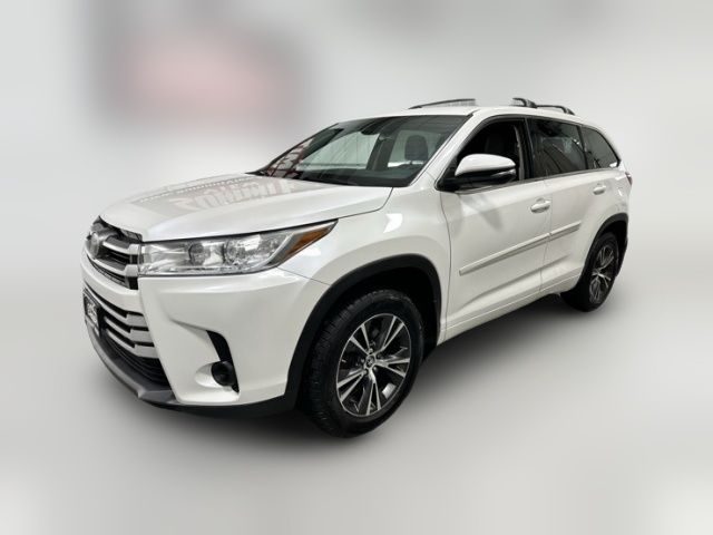 2017 Toyota Highlander LE