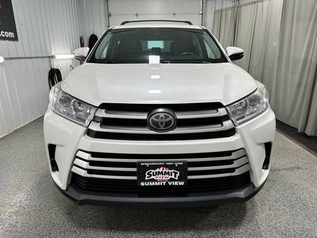 2017 Toyota Highlander LE