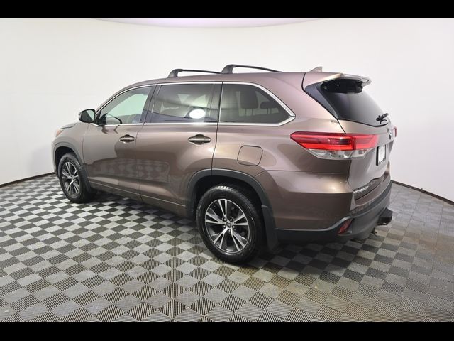 2017 Toyota Highlander LE