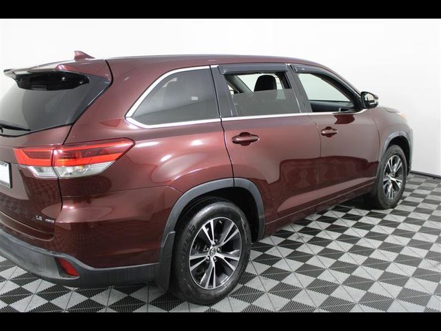 2017 Toyota Highlander LE