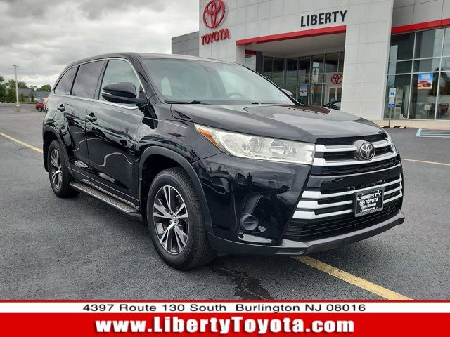 2017 Toyota Highlander LE