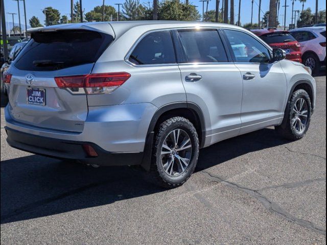 2017 Toyota Highlander LE