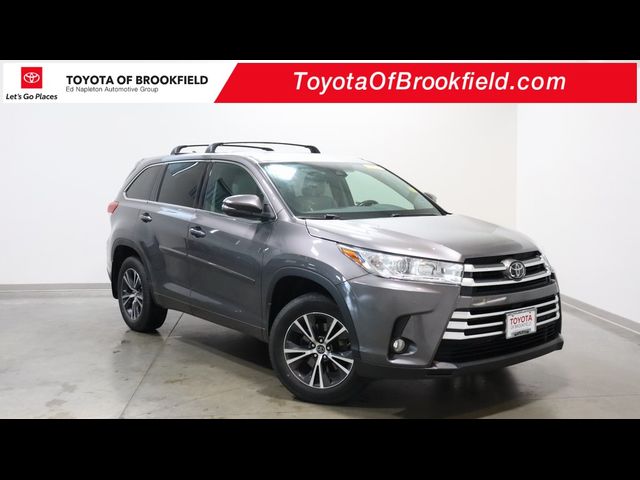 2017 Toyota Highlander LE