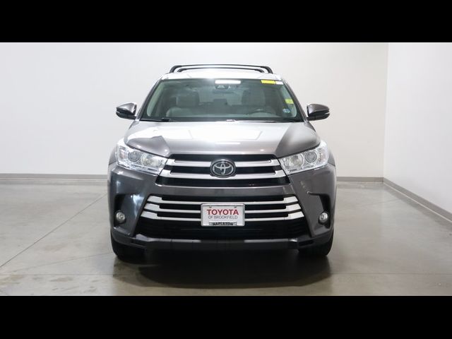 2017 Toyota Highlander LE