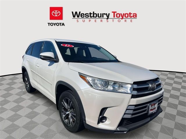2017 Toyota Highlander LE