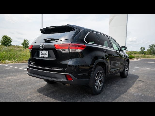 2017 Toyota Highlander LE