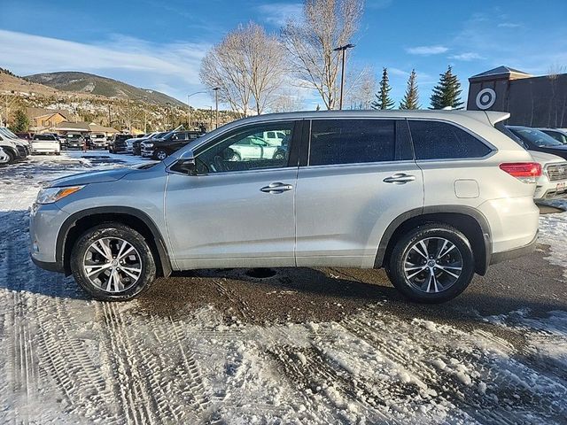 2017 Toyota Highlander LE