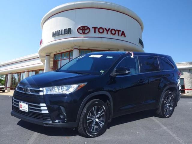 2017 Toyota Highlander LE