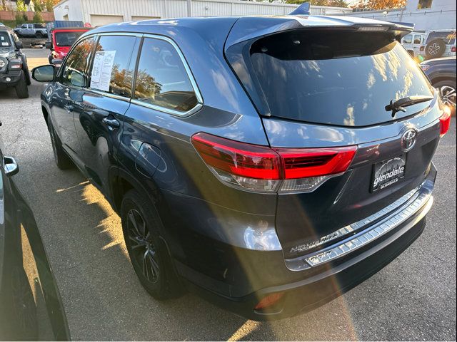 2017 Toyota Highlander LE