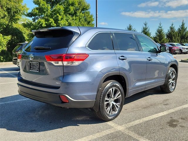 2017 Toyota Highlander LE