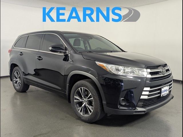 2017 Toyota Highlander LE