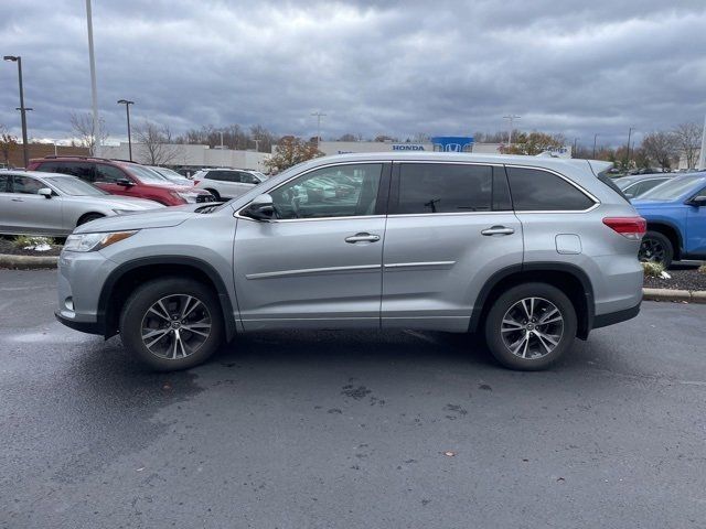 2017 Toyota Highlander LE