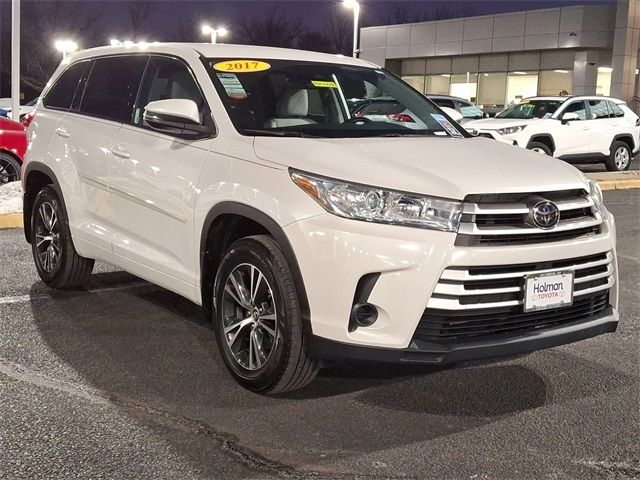 2017 Toyota Highlander LE