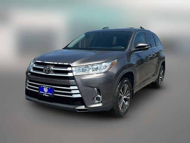 2017 Toyota Highlander LE